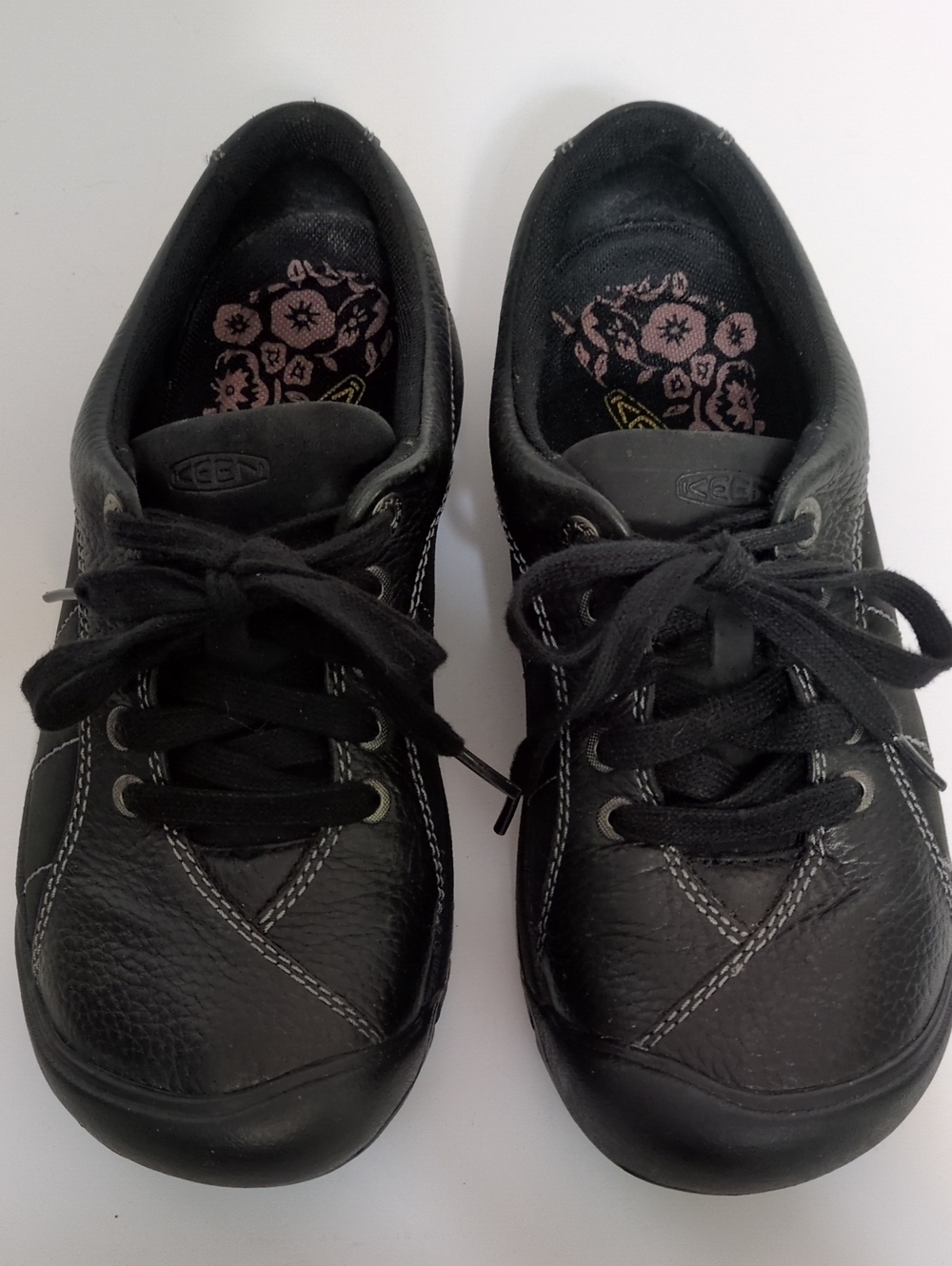 KEEN Presidio Black Leather Walking Comfort Shoes Women Size 8 1011400